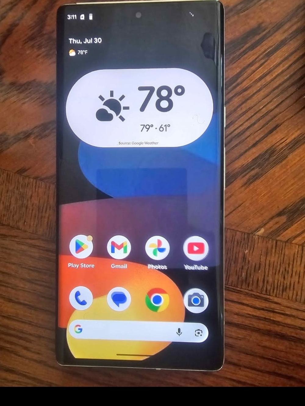 Google Pixel 6 Pro 128 GB smartphone in black with vibrant display (READ)